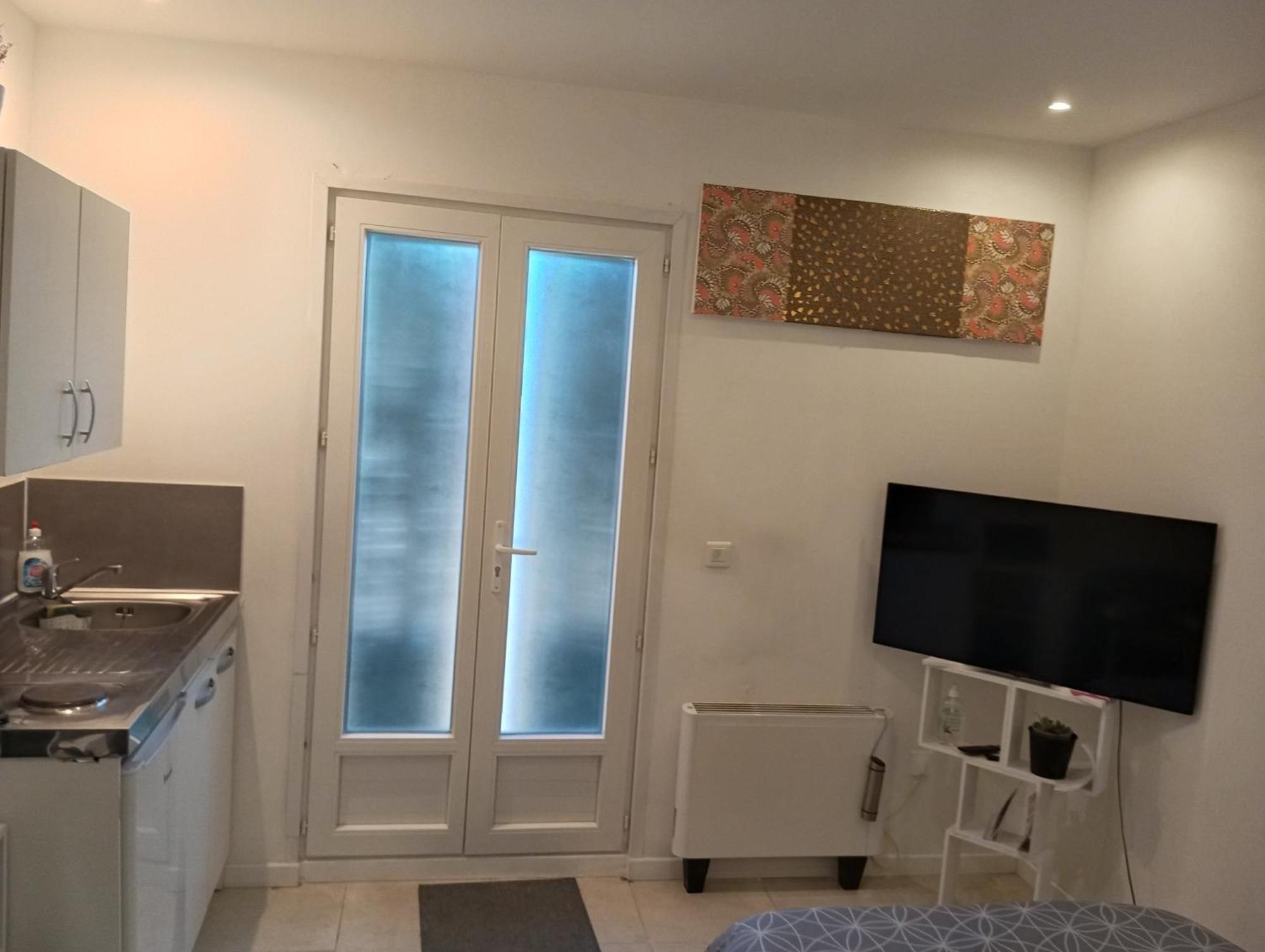 Studio De 14M2 Dans Une Maison Cagnes-sur-Mer Exterior foto